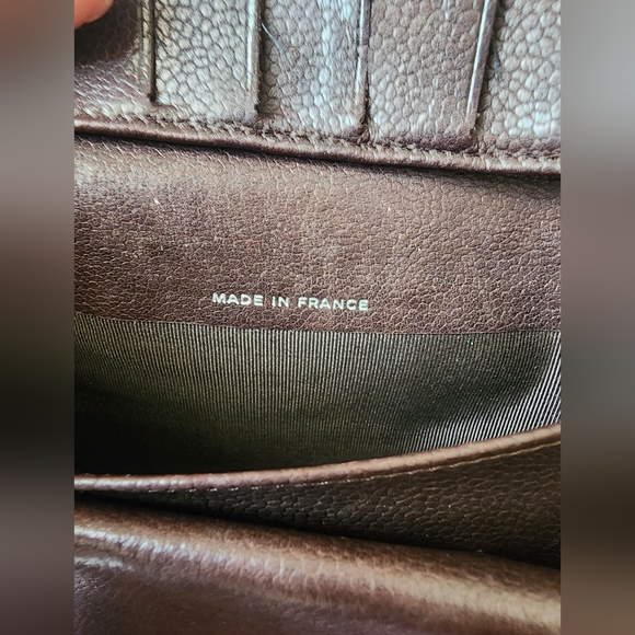 Chanel CC Embossed Caviar brown leather wallet - Picture 11 of 12